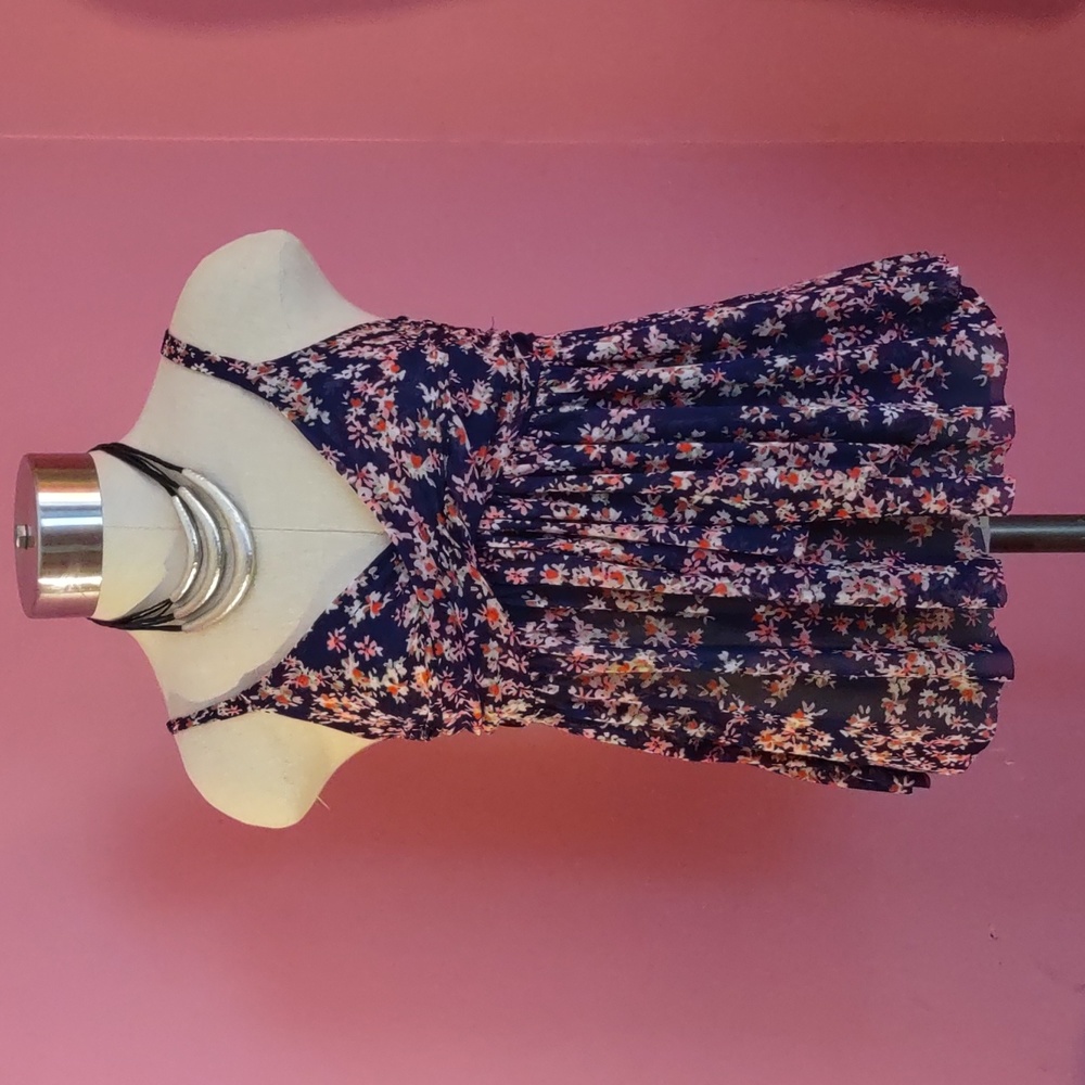 Express floral tank